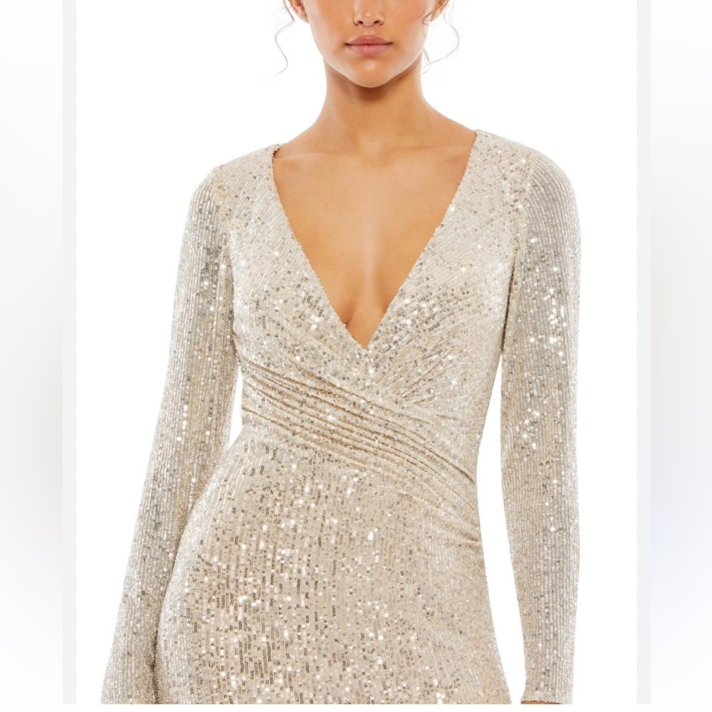 Sequined Long Sleeve V-Neck Evening Dress - Champagne